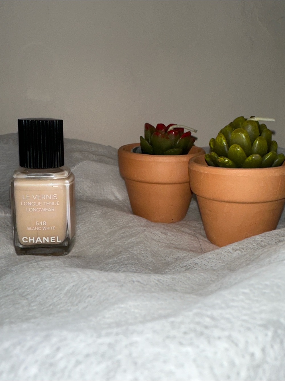 CHANEL Le Vernis Longwear Nail Colour Polish 548 Shade: Blanc White